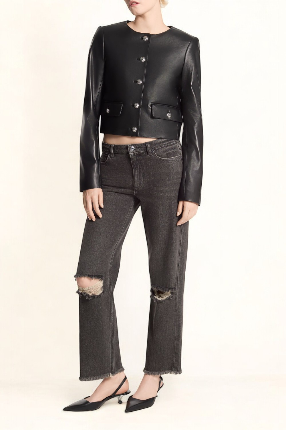 תמונת כל הלוק של ז'קט עור קרופ